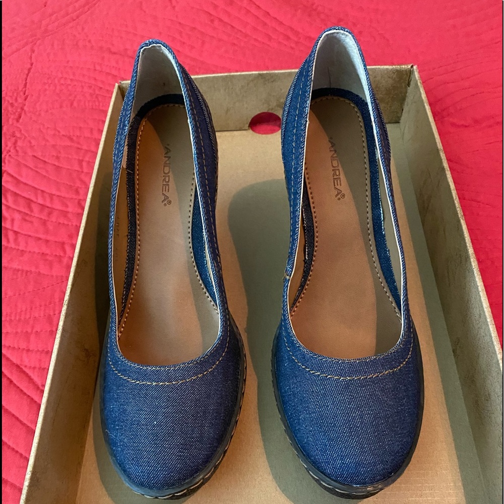 Demin 4 inch Wedges.